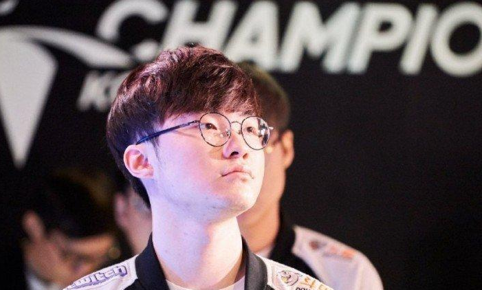 100T绝杀C9,Faker拿下关键大龙八强赛2:0(上海) 100T绝杀C9,Faker拿下关键大龙八强赛2:0(上海)